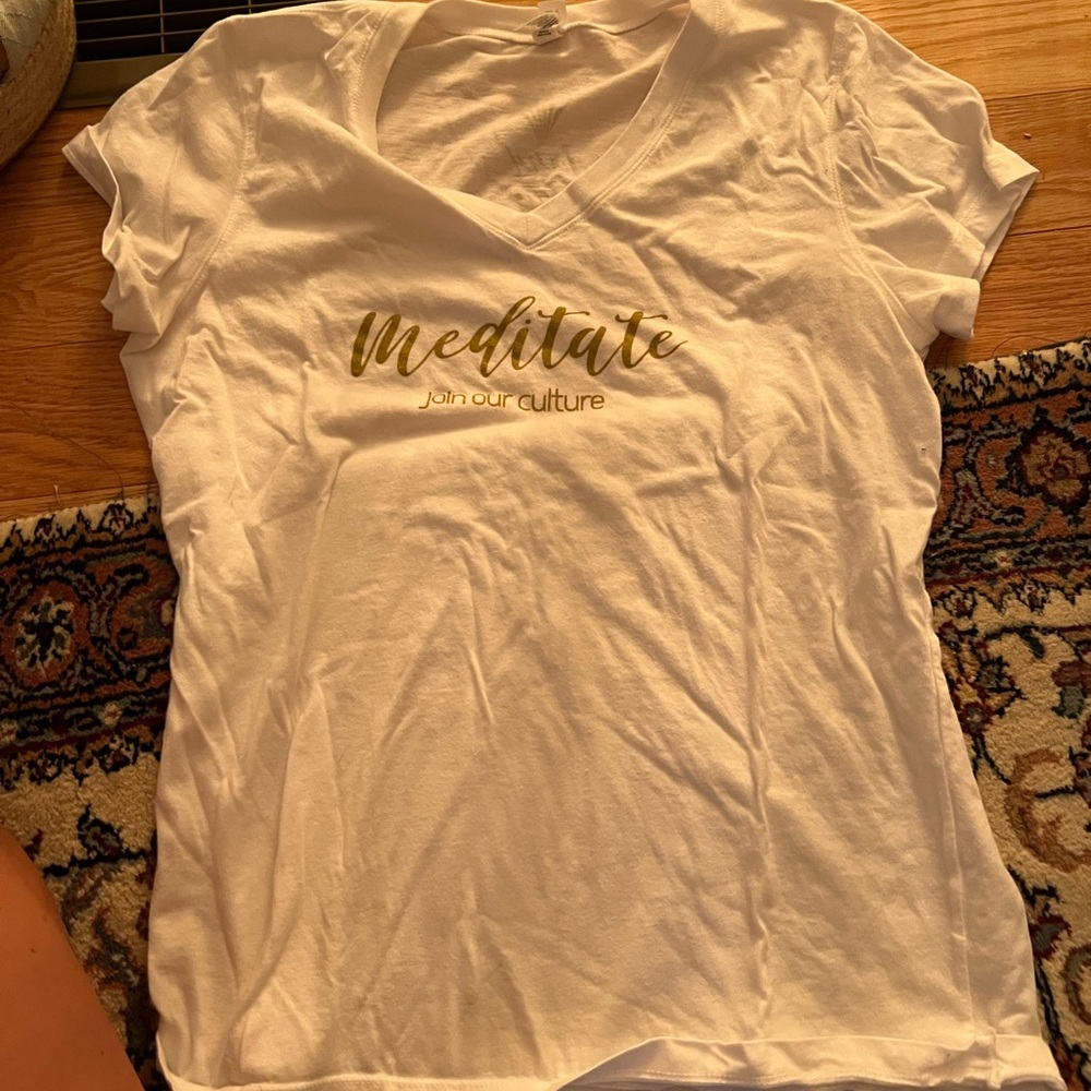 Meditate v neck Bella cotton teeshirt
